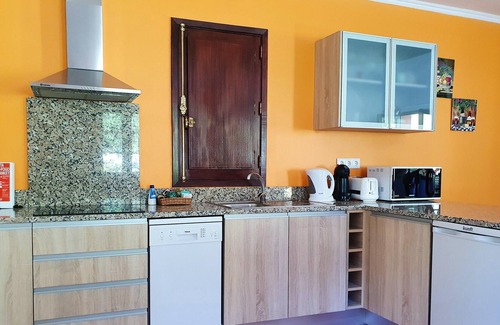 Camacha House | Homerez - House 12 km away from the beach for 5 ppl. with terrace at Camacha