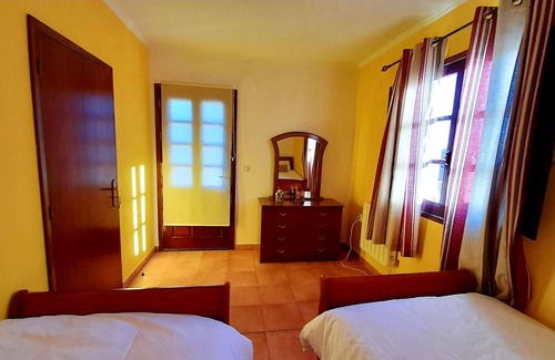 Camacha House | Homerez - House 12 km away from the beach for 5 ppl. with terrace at Camacha