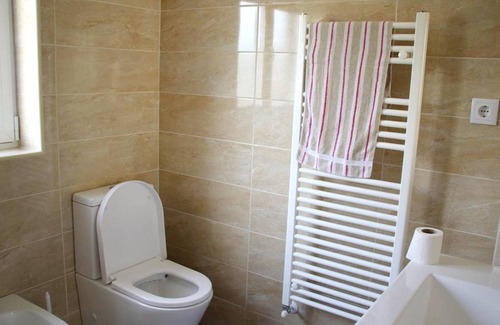 Braganca House | Homerez - House 17 km away from the beach for 4 ppl. with garden at Faílde