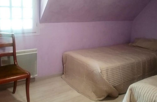 Clarbec House | Homerez - House 18 km away from the beach for 8 ppl. with garden at Clarbec
