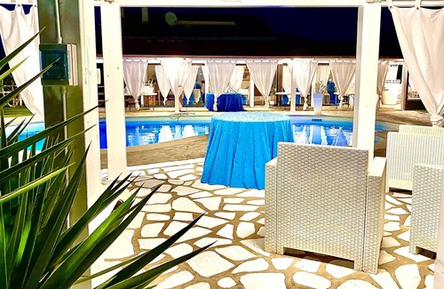 Sorso House | Homerez - House 2 km away from the beach for 8 ppl. with shared pool and jacuzzi