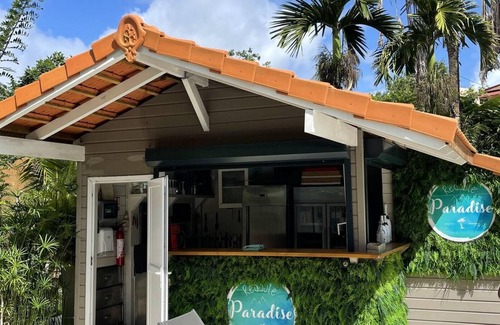Fontaine de Moutte House | Homerez - House 9 km away from the beach for 2 ppl. with shared pool and spa