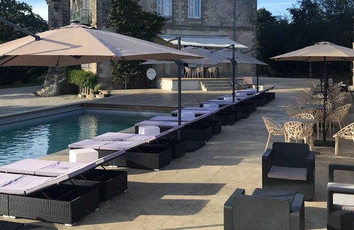La Gaubretiere House | Homerez - House for 4 ppl. with shared pool, jacuzzi and spa at La Gaubretière
