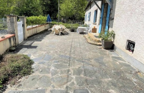 Bagnac-sur-Cele House | Homerez - House in Bagnac-sur-Célé.