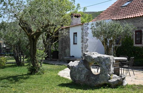 Porto de Mos House | Homerez - House in Porto de Mós
