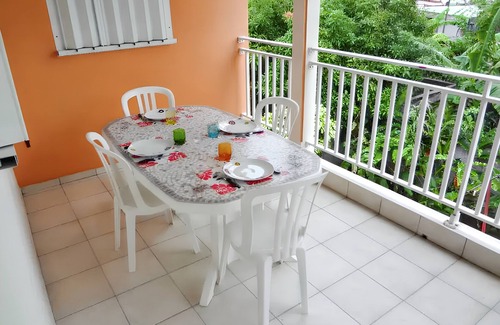 Port-Louis House | Homerez - House in Port-Louis.
