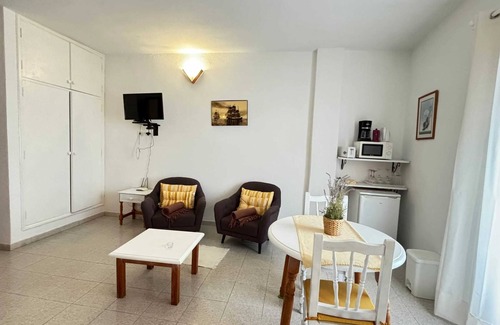 Hermigua House | Homerez - House with sea and mountain view in Hermigua