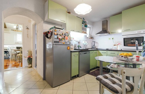 Split Apartment | Homerez - Modern Apartment in the Heart of Split with Private Garden