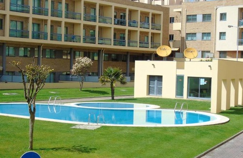 A Ver-o-Mar Apartment | Homerez - Nice appartement 800 m away from the beach for 6 ppl. with shared pool