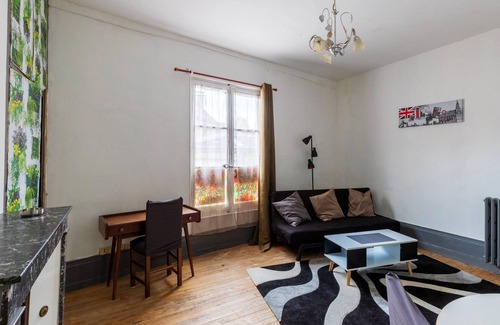 Sens Apartment | Homerez - Nice appartement for 2 ppl. at Sens