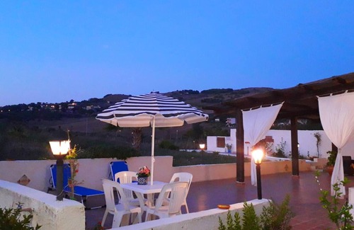 Buseto Palizzolo Ski Chalet | Homerez - Nice chalet for 4 ppl. with garden and terrace at Ballata