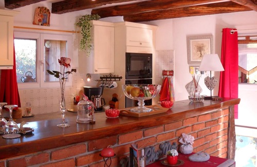 Saint-Esteben House | Homerez - Nice house for 3 ppl. with garden and terrace at Saint-Esteben