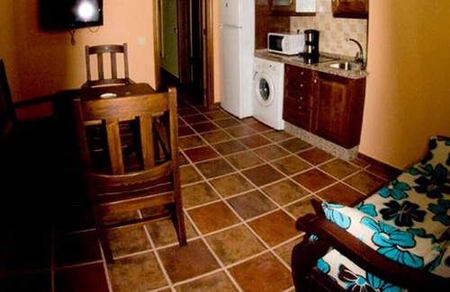 Alcantara House | Homerez - Nice house for 4 ppl. at Alcántara