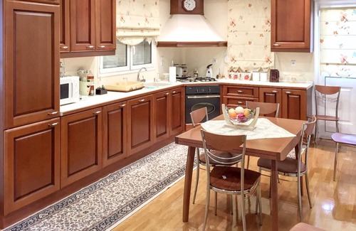 Vlachokerasia House | Homerez - Nice house for 4 ppl. with garden and balcony at Manthirea