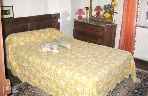 Rignac House | Homerez - Nice house for 6 ppl. with garden, terrace and balcony at Cabanes