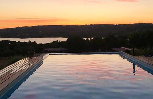 Montargil House | Homerez - Nice property for 2 ppl. with shared pool at Montargil