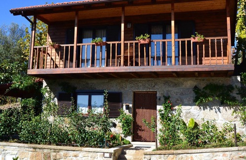 Molares House | Homerez - Nice house With mountain view and terrace