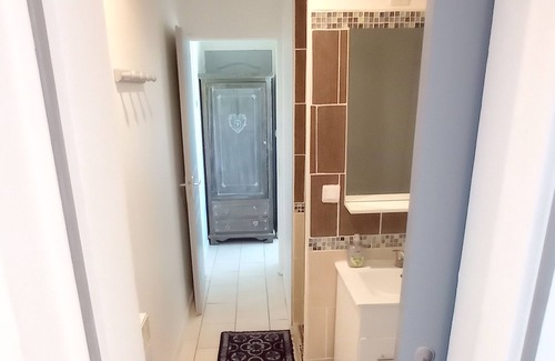 Bergerac Apartment | Homerez - Nice studio for 2 ppl. with terrace at Bergerac