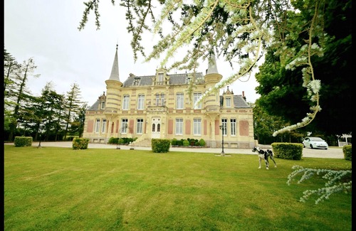 Cartigny l'Epinay House | Homerez - Property 18 km from the beach for 14 pers. in Cartigny-l'Epinay