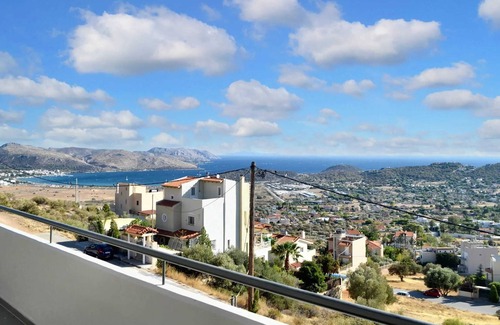 Anavyssos Villa | Homerez - Seaside Villa in Anavissos with Private Pool