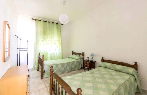 Conil de la Frontera House | Homerez - Spacious house 3 km away from the beach for 8 ppl. with swimming-pool