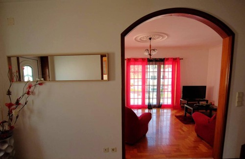 Santa Maria da Feira House | Homerez - Spacious house for 8 ppl. with balcony at Santa Maria da Feira