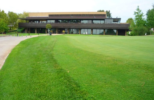 Cassa de la Selva Apartment | Homerez - Spacious Apartment in Cassà de la Selva - 82 m²