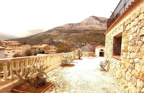 Escragnolles Apartment | Homerez - Spacious appartement for 6 ppl. with terrace at Escragnolles