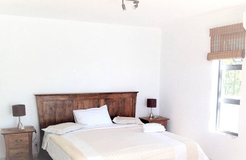 Wolmar Apartment | Homerez - Spacious appartement for 7 ppl. with shared pool at Flic en Flac