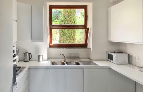 Sperlonga Apartment | Homerez - Spacious apartment with sea view in Sperlonga 109 m²