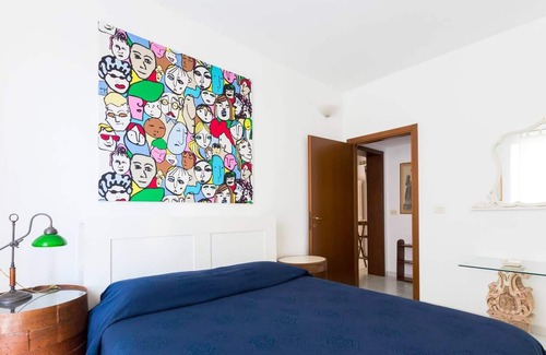 Taranto Apartment | Homerez - Spacious apartement for 6 ppl. with jacuzzi and balcony at Taranto