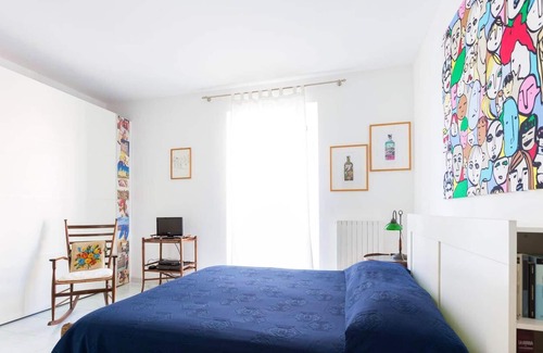 Taranto Apartment | Homerez - Spacious apartement for 6 ppl. with jacuzzi and balcony at Taranto