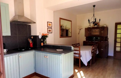 Carlucet House | Homerez - Spacious house for 4 ppl. with shared pool and terrace at Carlucet