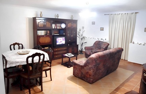Zebreiros House | Homerez - Spacious House in Zebreira with balcony and terrace.