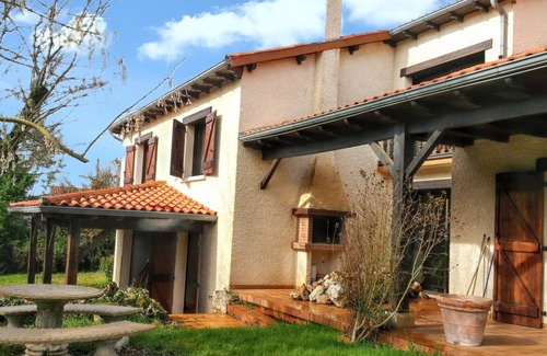 Montricoux Villa | Homerez - Spacious Villa with Private Pool - Montricoux