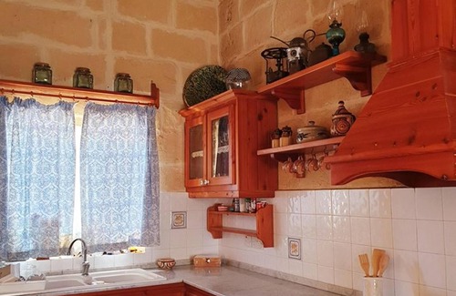 Gharb Villa | Homerez - Spacious Villa in L-Għarb with Private Pool