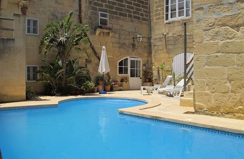 Gharb Villa | Homerez - Spacious Villa in L-Għarb with Private Pool
