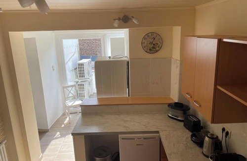 Roux Apartment | Homerez - Studio Charleroi Center
