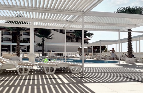 Elenite Apartment | Homerez - Studio Elenite + Sea View