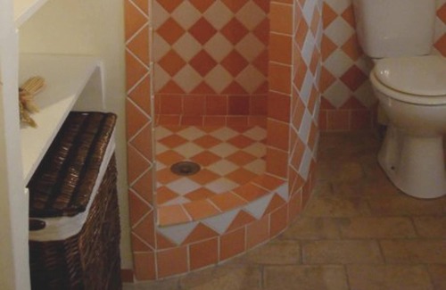 Saint-Michel-l'Observatoire Villa | Homerez - Villa for 5 ppl. with swimming-pool, garden and terrace at Dauphin