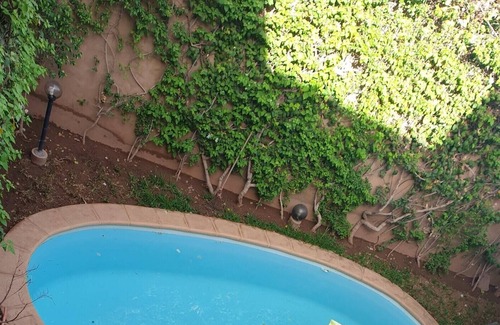 Targa Villa | Homerez - Villa for 6 ppl. with swimming-pool, garden and terrace at Marrakech