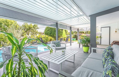 Belcourt Villa | Homerez - Villa in Baie-Mahault