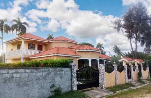 Cabrera Villa | Homerez - Villa in Nagua, private pool