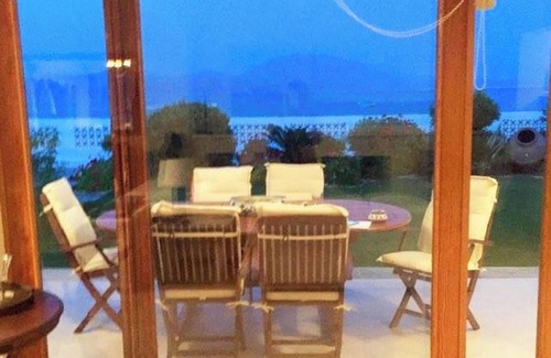 Velon Villa | Homerez - Villa in Nerantza, sea view