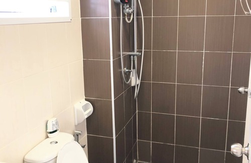 Shah Alam House | Homestay 7-12pax In Shah Alam
