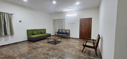 Chennai Villa | HOMESTAY - AC 3 BHK NEAR AlRPORT