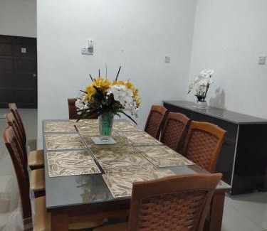 Kampung Tanjong Bendahara House | Homestay Alor Setar - VILLA FARAH