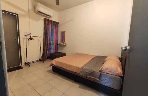 Kuching House | Homestay at Petrajaya,Kuching