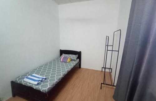 Kluang House | Homestay Ayah Kluang