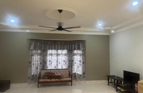 Jasin House | Homestay Bukit Durian